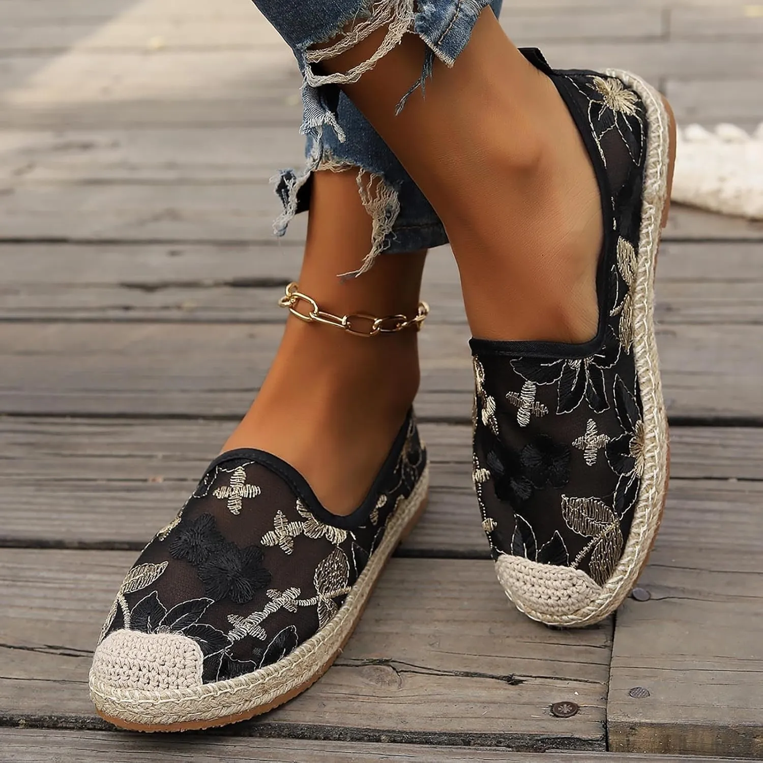 Women's Summer Fashion Solid Color Mesh Flower Casual Shoes Non Slip Breathable Slip On Casual Skate Shoes